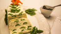 Terrina de salmão com aspargos