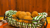 Bolinho de abóbora com carne-seca
