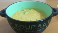 Sopa de frango com gengibre