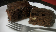Brownie de nozes com pedaços de chocolate