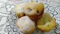 Bolinho de milho com goiabada