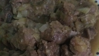 Carne com cebola