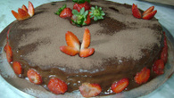 Bolo trufado de morango