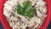Pastinha de ricota com cebola caramelizada