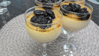 Manjar de coco com leite condensado e coco ralado