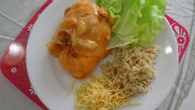 Rolês de frango ao molho rosê