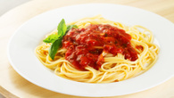 Macarrão ao molho vermelho simples