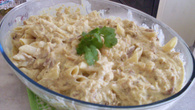 Penne ao molho de frango com curry