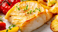 Filé de peixe assado no forno suculento que não fica seco