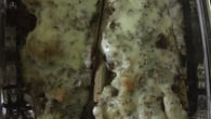 Beringela recheada com carne moída e molho bechamel