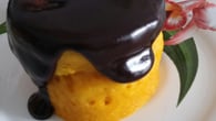 Bolo de cenoura de caneca