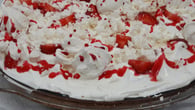 Torta de morango com suspiros