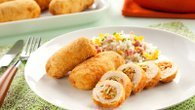Rolê de frango empanado à primavera