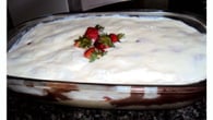 Pavê de chocolate com morango