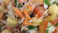 Salada de atum com grão de bico