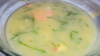 Caldo verde de mandioca