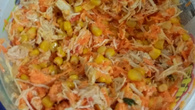 Salada de frango desfiado com cenoura