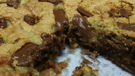 Torta de banana com barra de chocolate