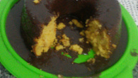 Bolo de cenoura com recheio de coco e cobertura de chocolate