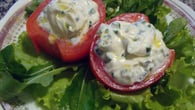 Tomates recheados com creme de ricota temperado