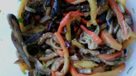 Salada de berinjela picante e deliciosa