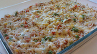 Arroz de forno com atum e legumes
