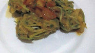 Espaguete de abobrinha com curry