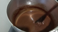 Calda vulcão de chocolate para bolos 