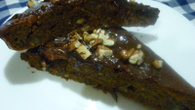 Bolo de açaí e nozes