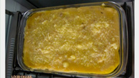 Polenta recheada com linguiça de porco e ovos