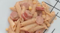 Macarrão com salsicha delícia