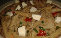 Penne ao molho de iogurte e atum