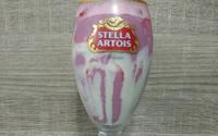 Caipira de vinho com morango