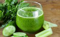 Este é o suco verde perfeito para baixar o açúcar no sangue: você pode prepará-lo em poucos minutos.
