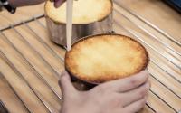 Como desenformar bolos e tortas sem sufoco: aprenda já esse truque fácil e prático!