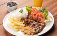 Os brasileiros amam esse alimento, mas seu consumo pode aumentar o risco de câncer no intestino, segundo especialistas