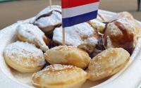 Essas panquecas doces holandesas são pequenas, estufadas e tão fofinhas que você não vai querer parar de comer