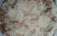 Arroz de forno com calabresa e queijo