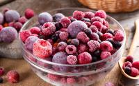 As frutas perdem os nutrientes depois de congeladas? Veja o que especialistas têm a dizer sobre o assunto e como fazer o congelamento do jeito certo