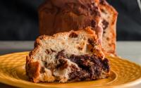 Aqui na minha casa já é época de comer um chocotone fofinho e saudável no lanche ou café da tarde: esse é o segredo para a receita ficar bem macia