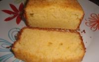 Bolo de queijo com milharina