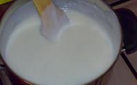 Manjar de coco com calda de abacaxi