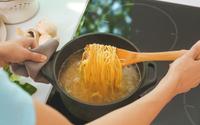Nem azeite, nem óleo: esse é o ingrediente que você deve colocar no macarrão para ele não grudar durante o cozimento
