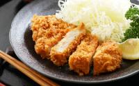 Pratos crocantes com farinha panko: confira receitas irresistíveis de empanados e farofa