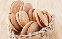 Receita fácil de biscoito casadinho de goiabada é tudo na minha vida: crocante na medida e muito macio