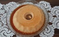 Pudim gelado de leite de coco