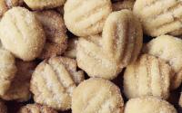 Petit four