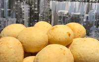 Pão de queijo da vovó Soninha