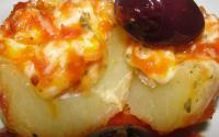 Batata recheada com peito de frango defumado