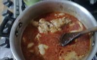 Frango com macarrão na mesma panela